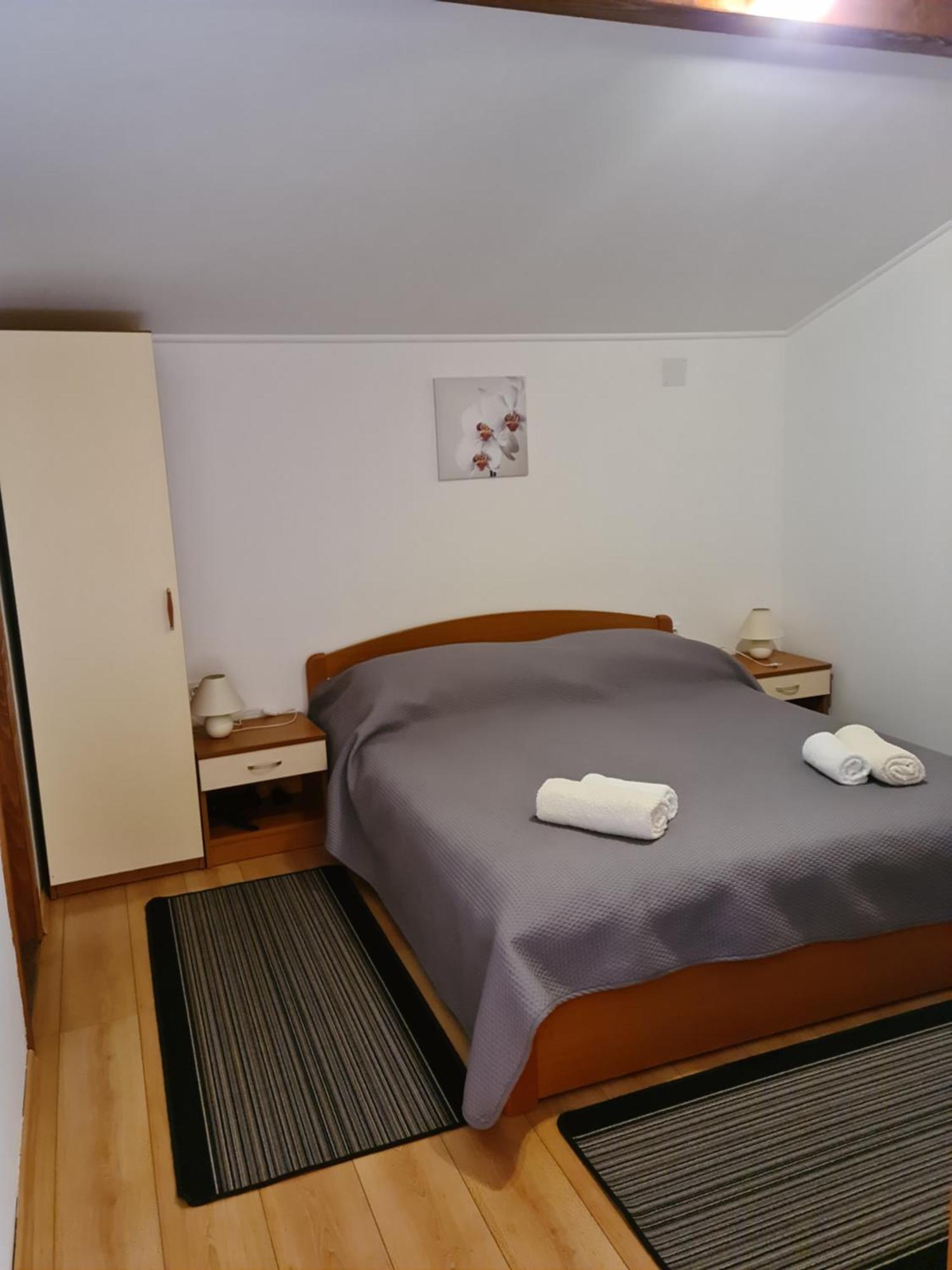 Camp Krka Hotel Lozovac Kültér fotó