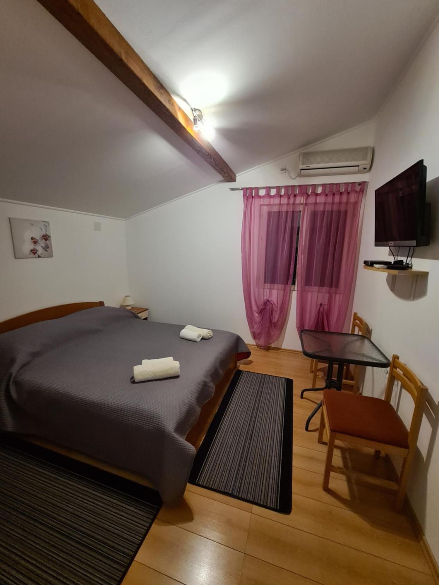 Camp Krka Hotel Lozovac Kültér fotó