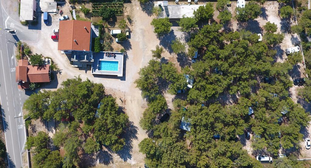 Camp Krka Hotel Lozovac Kültér fotó