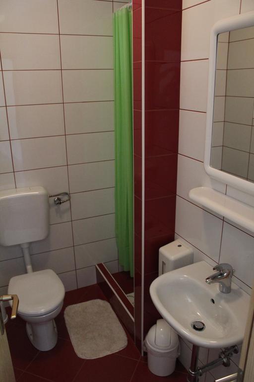 Camp Krka Hotel Lozovac Kültér fotó